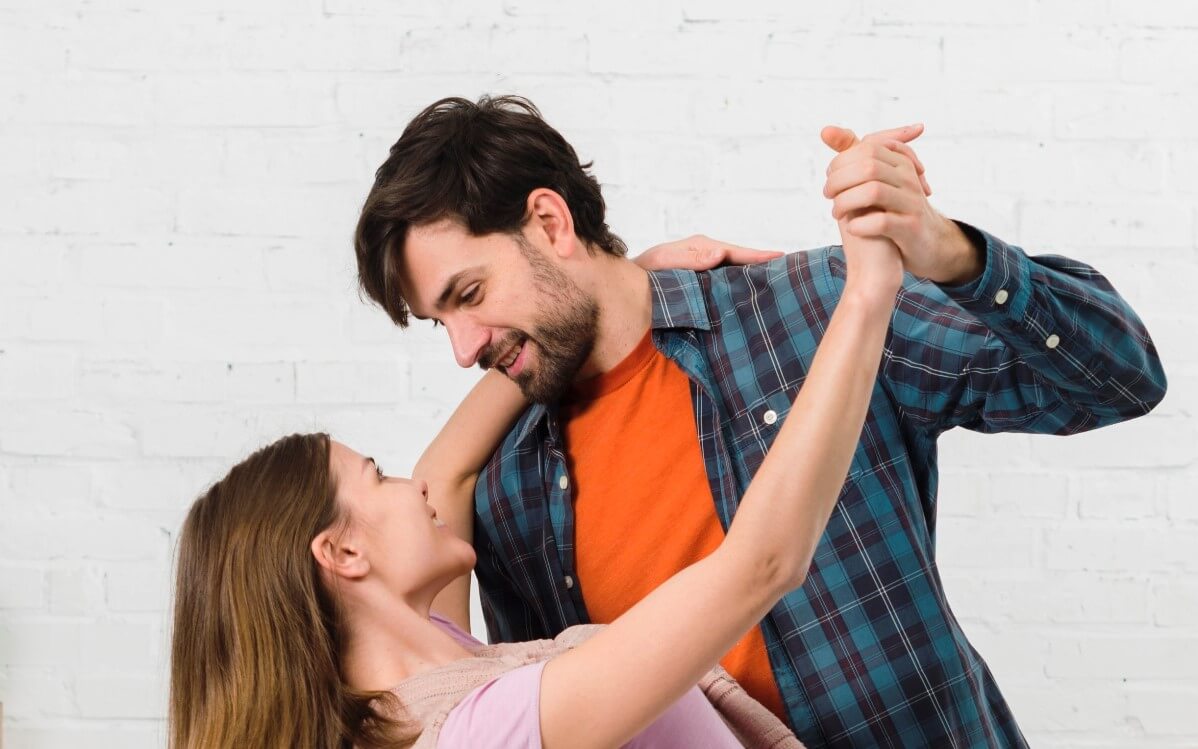Dance lessons for single or couples