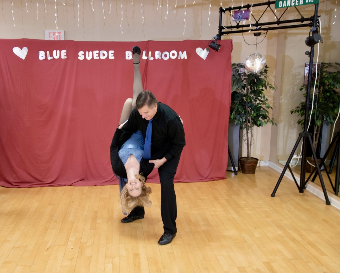 Ballroom dance studio classes in Memphis / Germantown, TN.